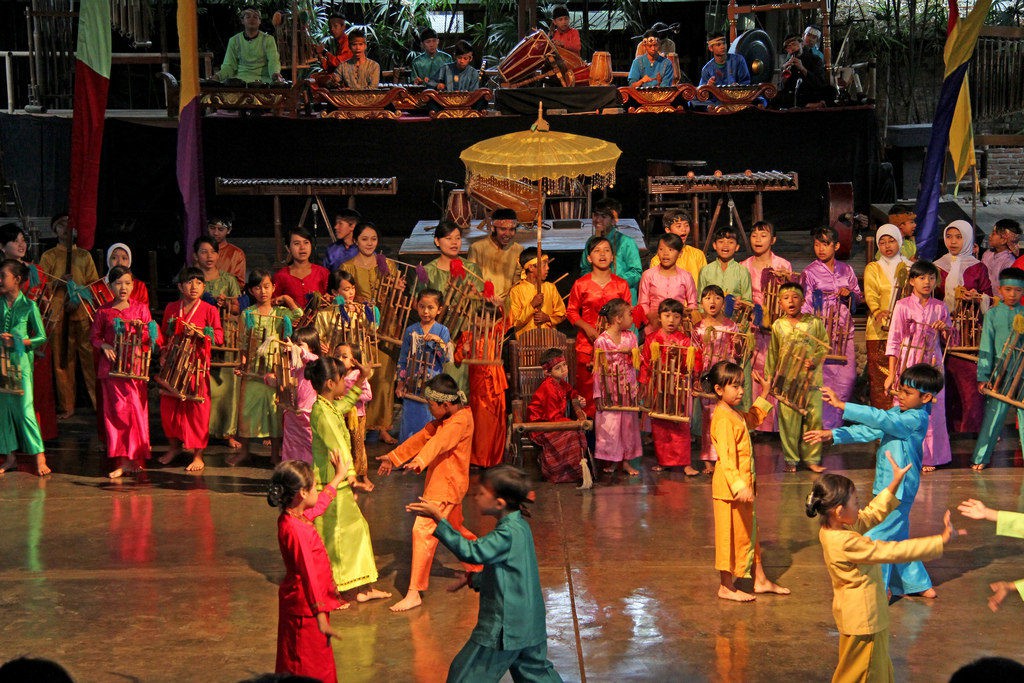 Saung Angklung Udjo Contact